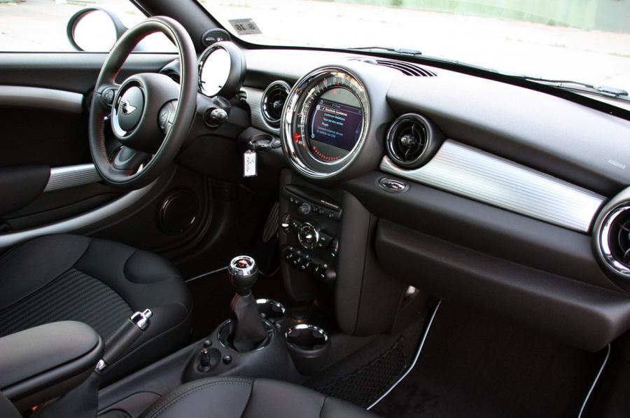 Mini Coupe JCW 2012 года  (фото 153 из 173)